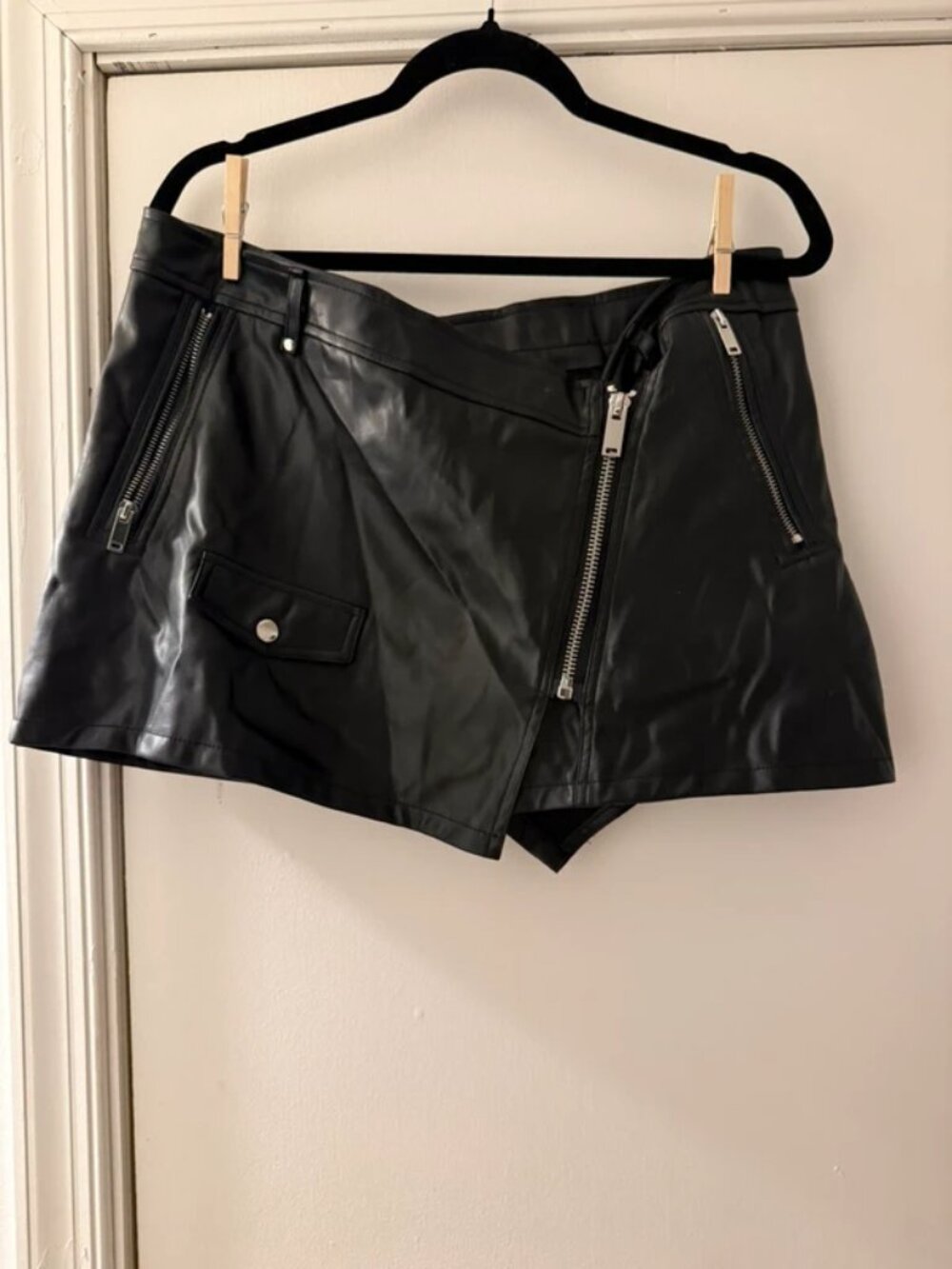 Black Fashion Nova Skirt